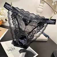 轻薄奢感透气蕾丝女士内裤性感轻职风中低腰时尚火辣大码三角裤