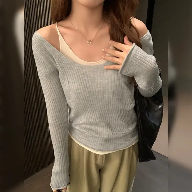 早秋撞色拼接假两件针织衫女2025新款温柔风穿搭春秋外穿百搭上衣