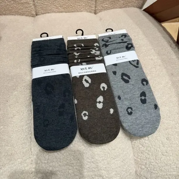 春秋冬纯色竖条纹奶咖色百搭中筒堆堆袜子