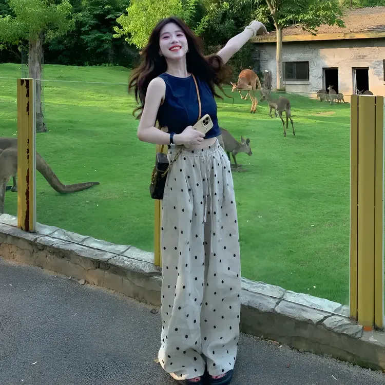 夏季穿搭一整套女2025新款小众设计感牛仔背心波点显瘦阔腿裤女潮