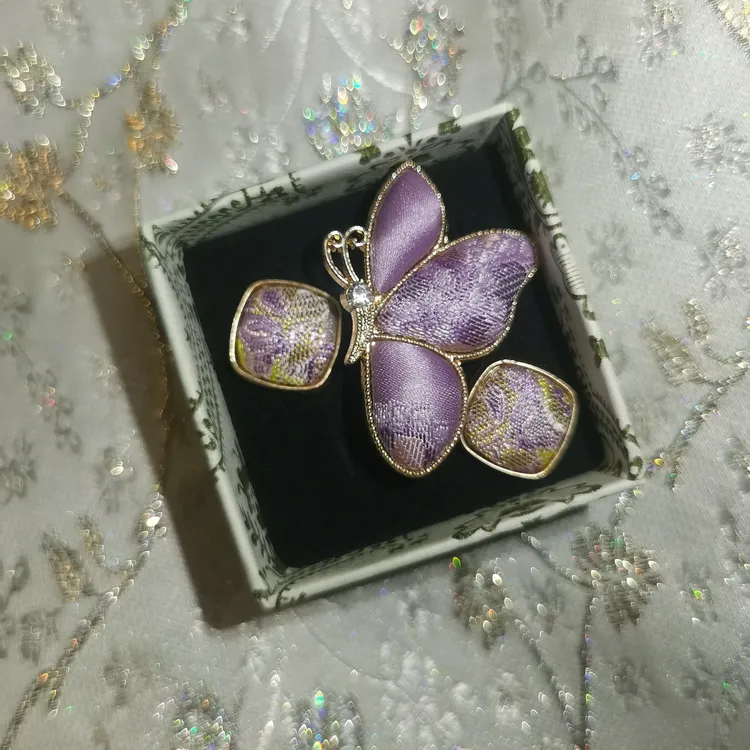 合金布艺胸针 合金手工蝴蝶胸针国风复古精致优雅时尚百搭