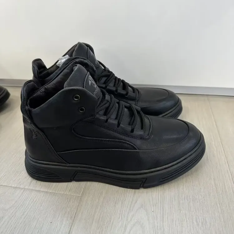 头层牛皮新款户外休闲鞋高帮男士皮鞋