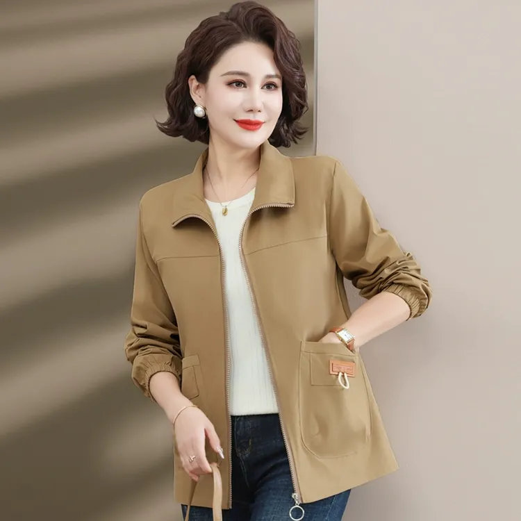 中年妈妈秋装外套女短款风衣夹克中老年女装2024新款春秋西装上衣