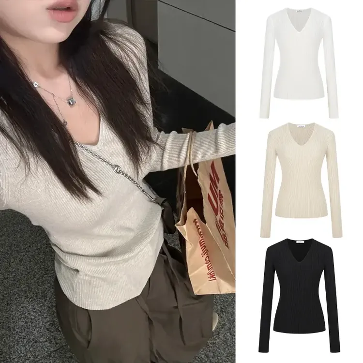 奶茶色V领打底长袖针织衫女秋冬季修身显瘦百搭气质上衣法式纯欲