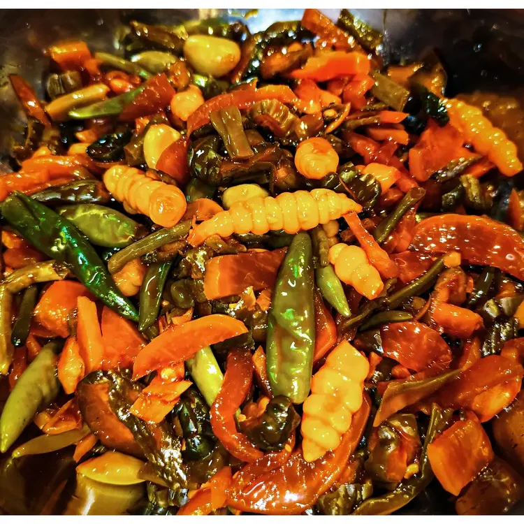 八宝菜东北正宗农家山东八宝萝卜酱菜什锦菜咸菜黄瓜腌制开胃饭菜