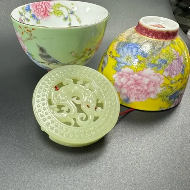 新疆且末青白玉龙行大运皮带扣