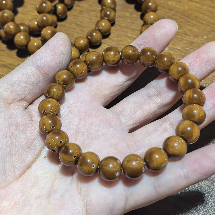紫金鼠圆珠手串，一物一拍