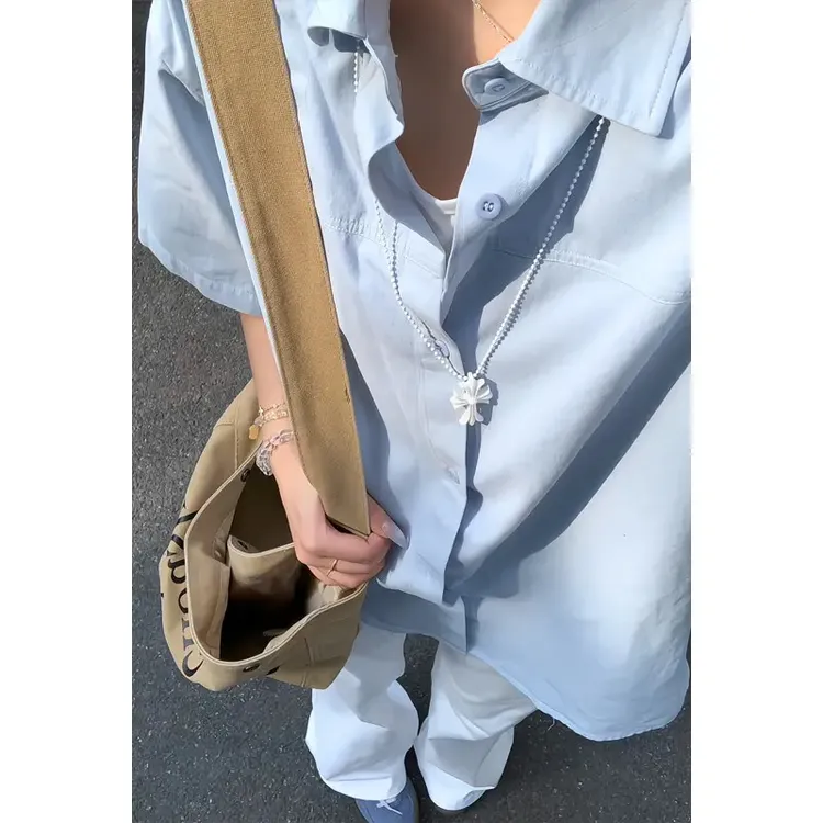 冰丝蓝色短袖衬衫男阳光干净男生穿搭淡蓝色海边穿搭夏季薄款外套