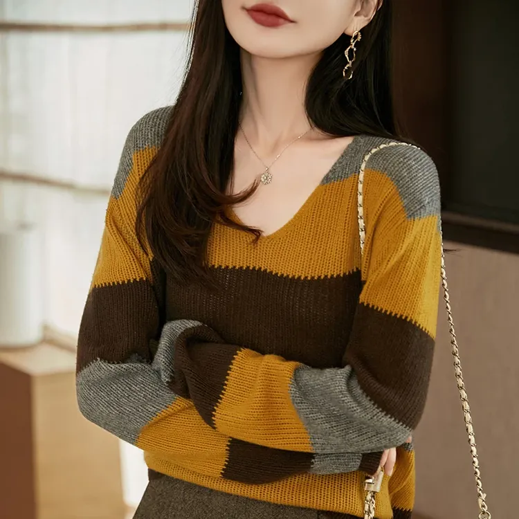 条纹慵懒风~美拉德色系秋感新款V领长袖针织衫宽松撞色精纺羊毛潮