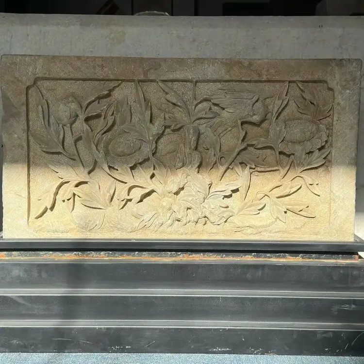 中式石雕凤戏牡丹稳江山图摆件