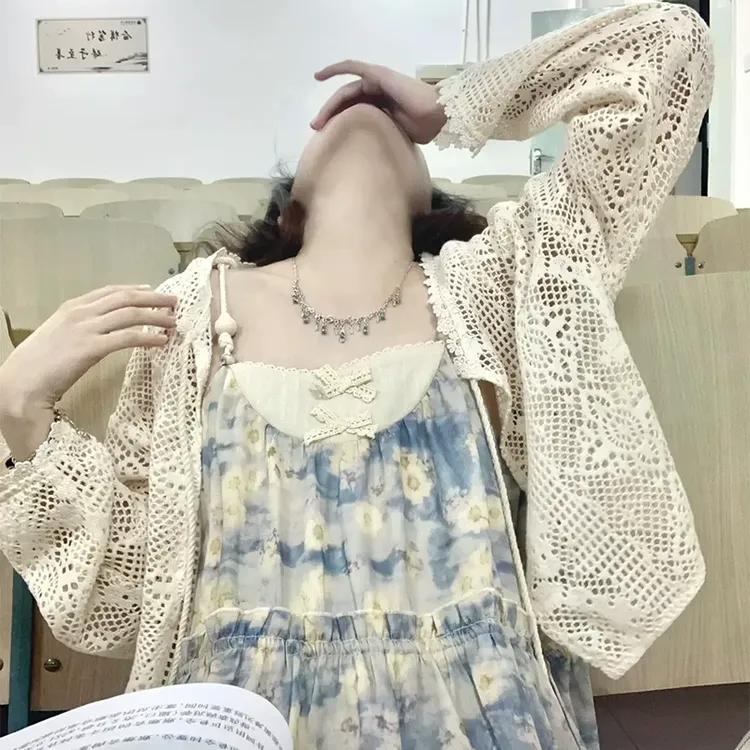 新款法式碎花吊带连衣裙子女装夏季气质高级感小个子收腰长裙