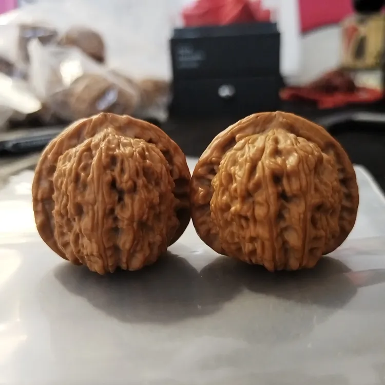 文玩核桃四座楼狮子头麒麟纹粗筋手把玩盘玩男手部锻炼精品对