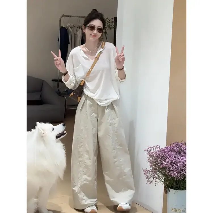 大码法式别致V领长袖T恤女秋季新款洋气休闲裤时尚上衣出游服装女