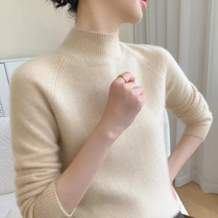 品牌撤柜正品秋冬半高领无缝羊毛衫女宽松加厚保暖毛衣内搭打底衫