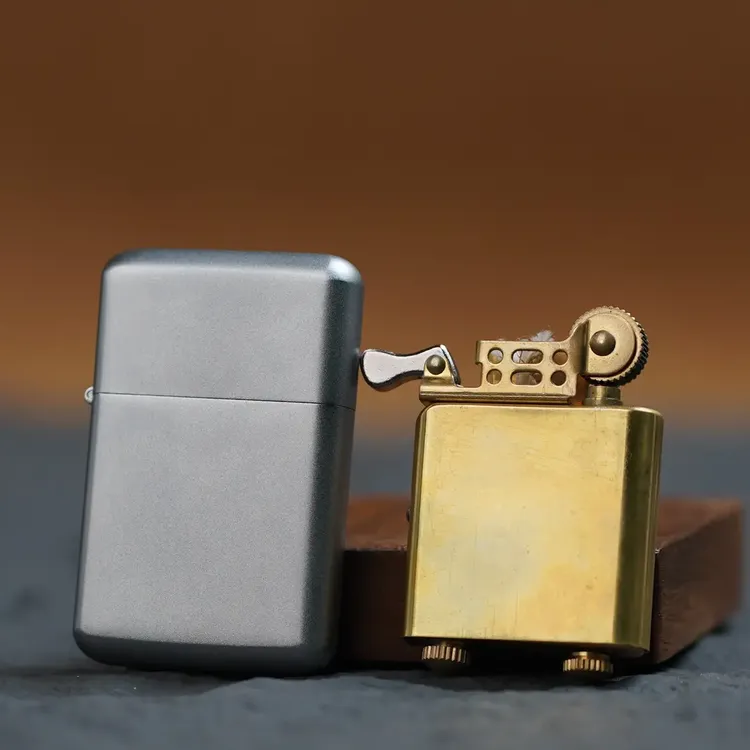 ZORRO佐罗超薄磨砂光板防风打火机银色光面经典简约款男士礼物潮