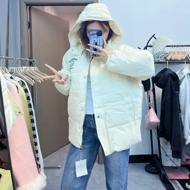 高级感韩系风格外套冬季新款女短款加厚面包服羽绒服