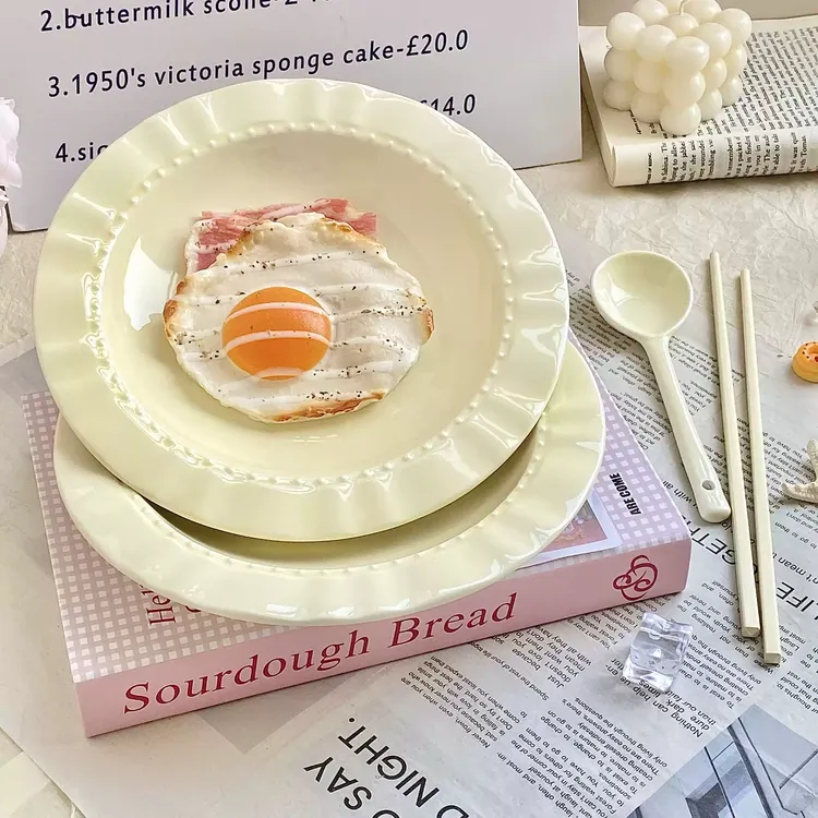 奶fufu奶油花边盘家用早餐水果盘沙拉盘菜盘陶瓷盘奶油风草帽盘LW