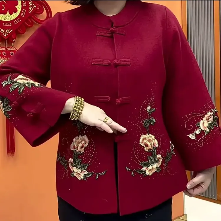 中老年女士秋冬加厚民族风复古盘扣唐装外套