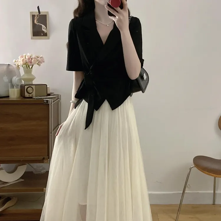 夏季黑色短袖小西装上衣网纱半身裙两件套大码显瘦女神范穿搭裙子