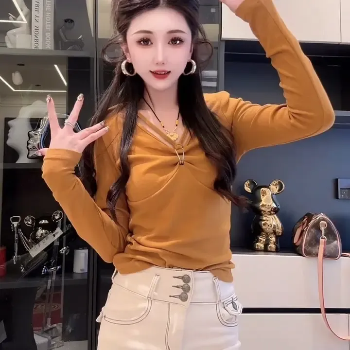 通勤长袖褶皱内搭纯色时尚V领磨毛T恤2025气质