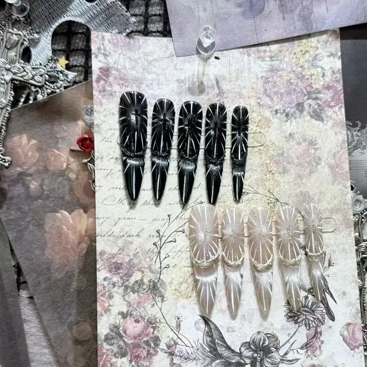 神谕圣光美甲猫眼款式纯手工穿戴甲片