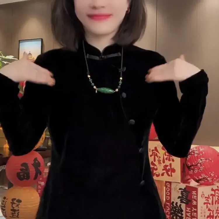 冬季丝绒加厚立领盘扣新中式国风长袖印花拼接设计感修身上衣女红