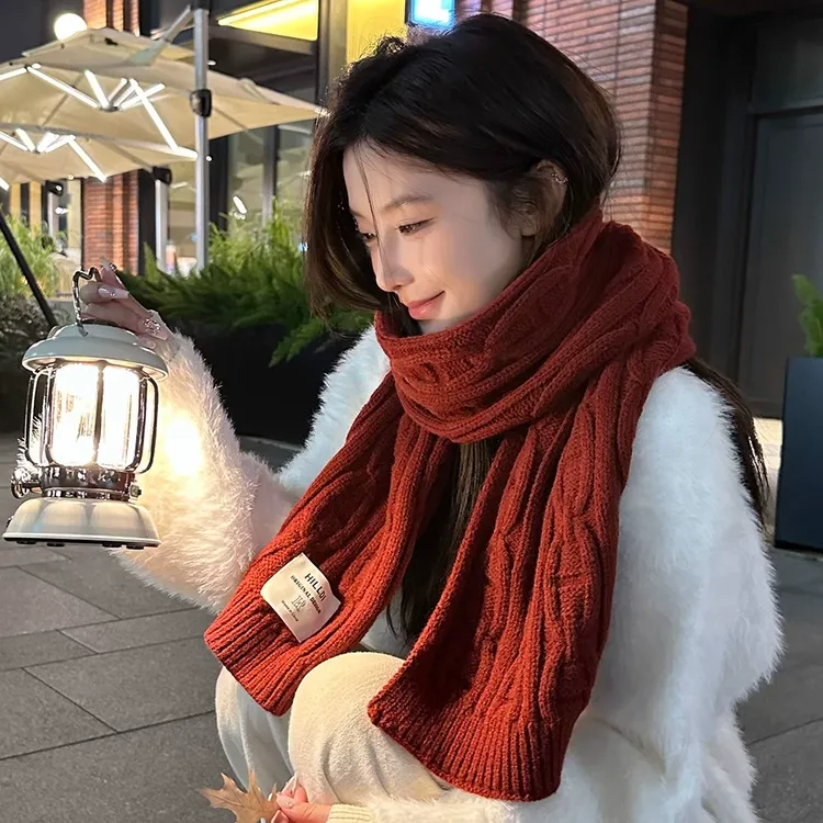 安哥拉红色麻花保暖围巾女2024新款冬季复古氛围感高级粗针织围脖