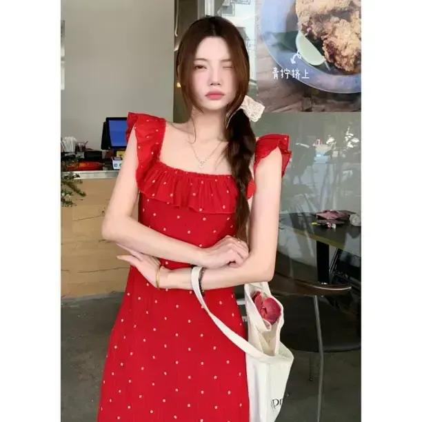 2025春夏季新款法式荷叶边气质连衣裙女设计感波点度假风修身长裙