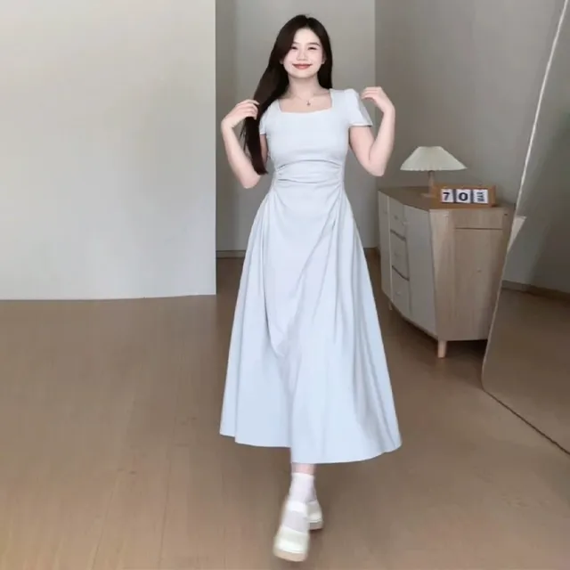 法式方领蓝色连衣裙子女2025新款夏季小个子气质修身海边度假长裙