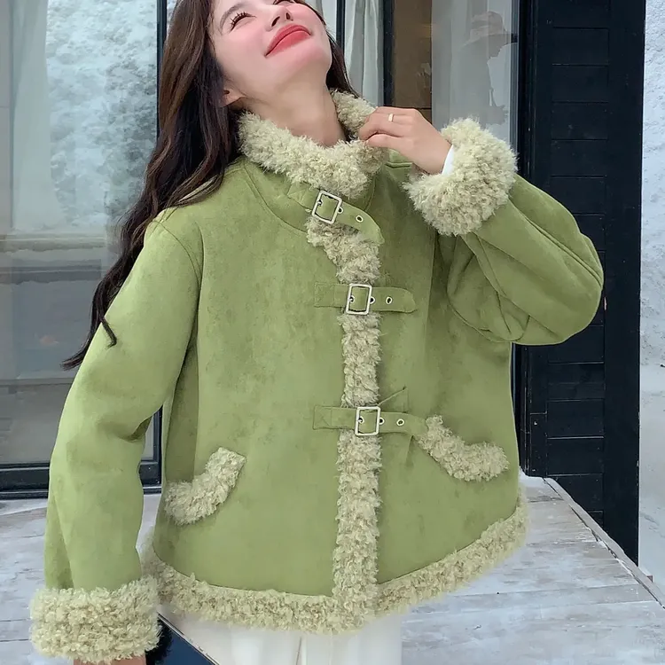 香草绿麂皮拼接羊羔毛外套女秋冬款加厚保暖百搭气质短款毛茸茸上