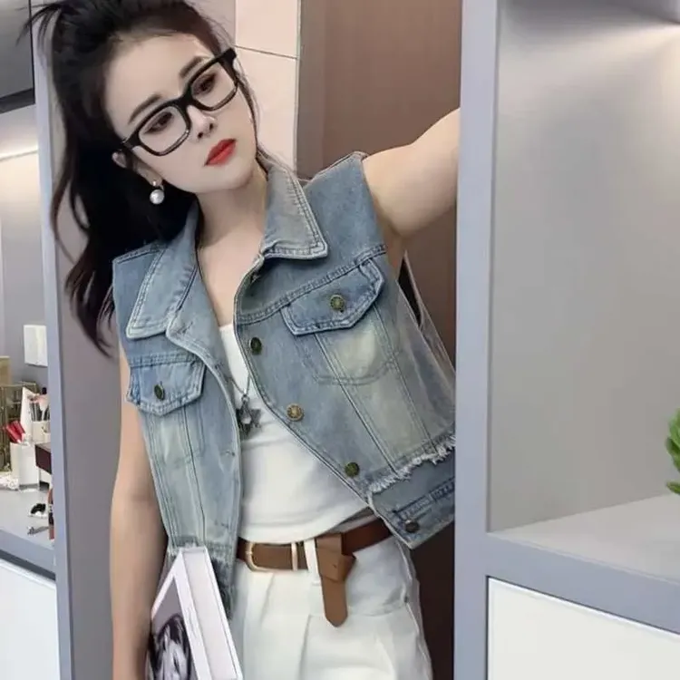 新款韩版设计感磨破毛边牛仔无袖马甲少女宽松短款马夹外套女上衣