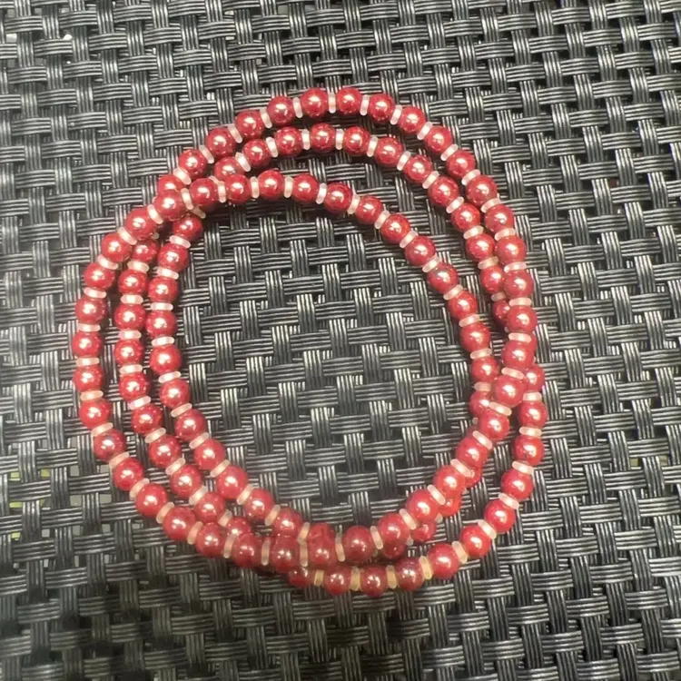 天然辰砂5mm精致 天然原矿朱砂 长串 108颗 可多绕手腕