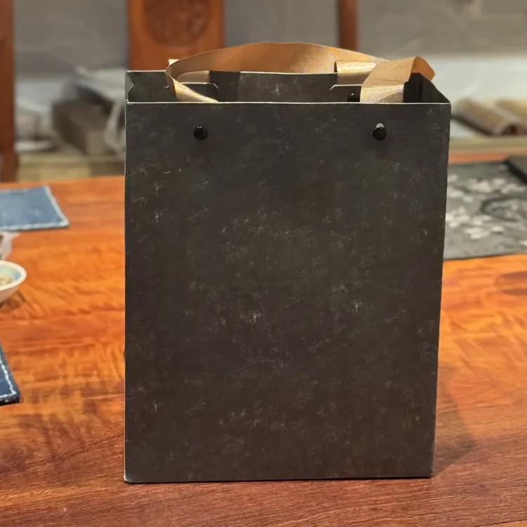 荷韵白茶 枣香老白茶