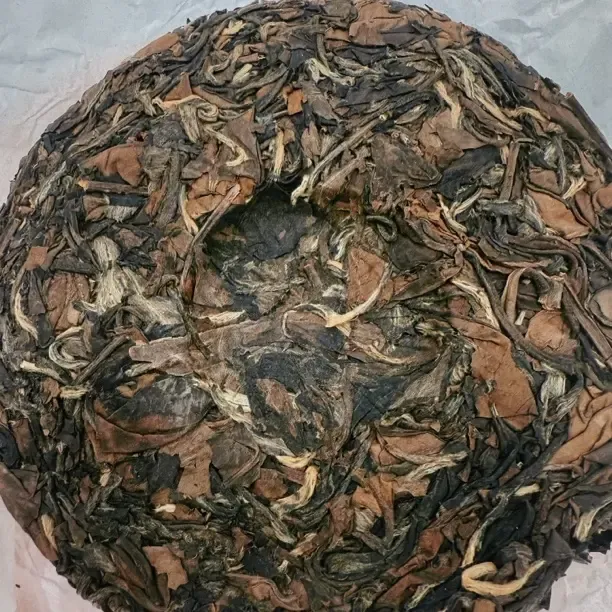 福鼎白茶老茶饼茶