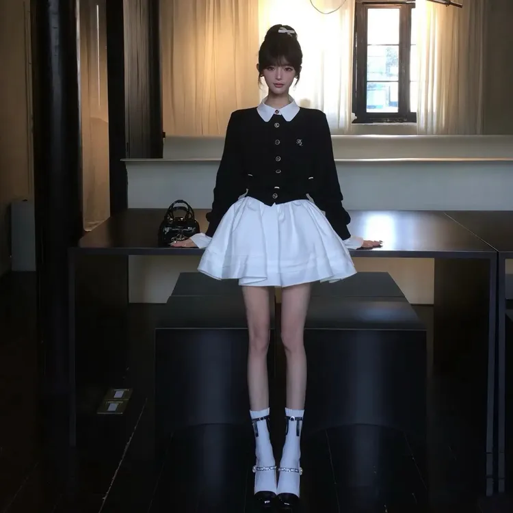 【甜糖】~撞色拼接假两件针织开衫毛衣外套木耳边百褶裙套装