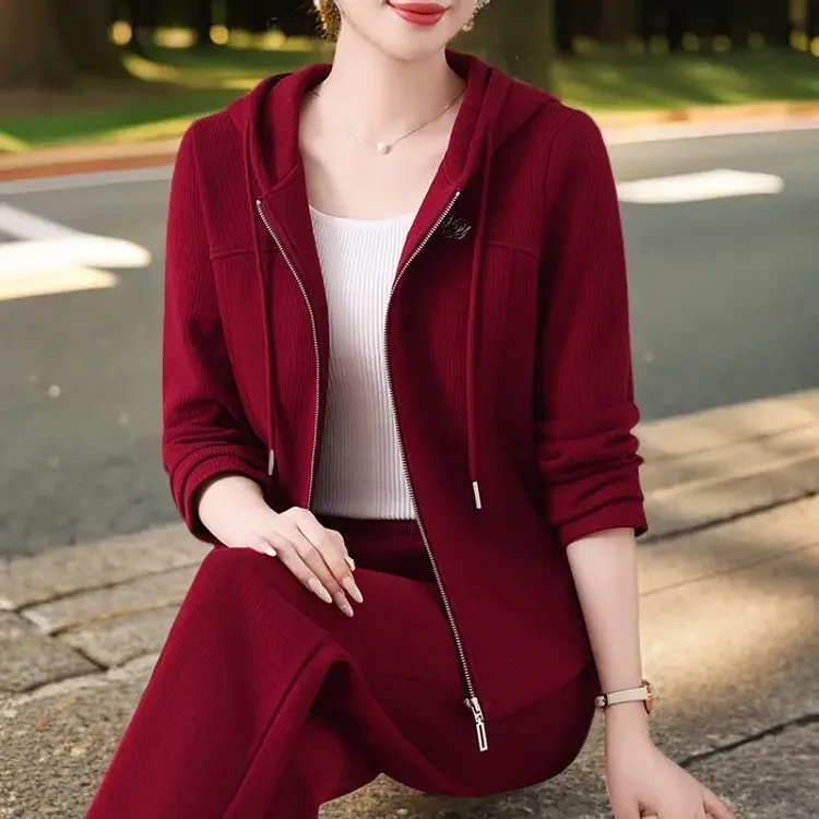 洋气枣红休闲连帽运动套装女春秋2025宽松减龄卫衣气质开衫中老年