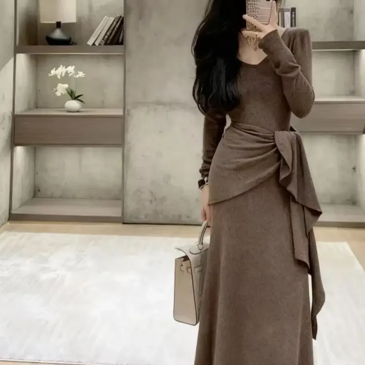 韩系通勤高级感气质长袖连衣裙秋冬新款气质绑带收腰显瘦长裙