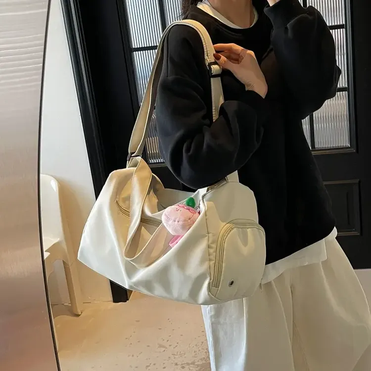 运动瑜伽健身包短途轻便旅行包大容量收纳斜挎背包男网红旅游包mz