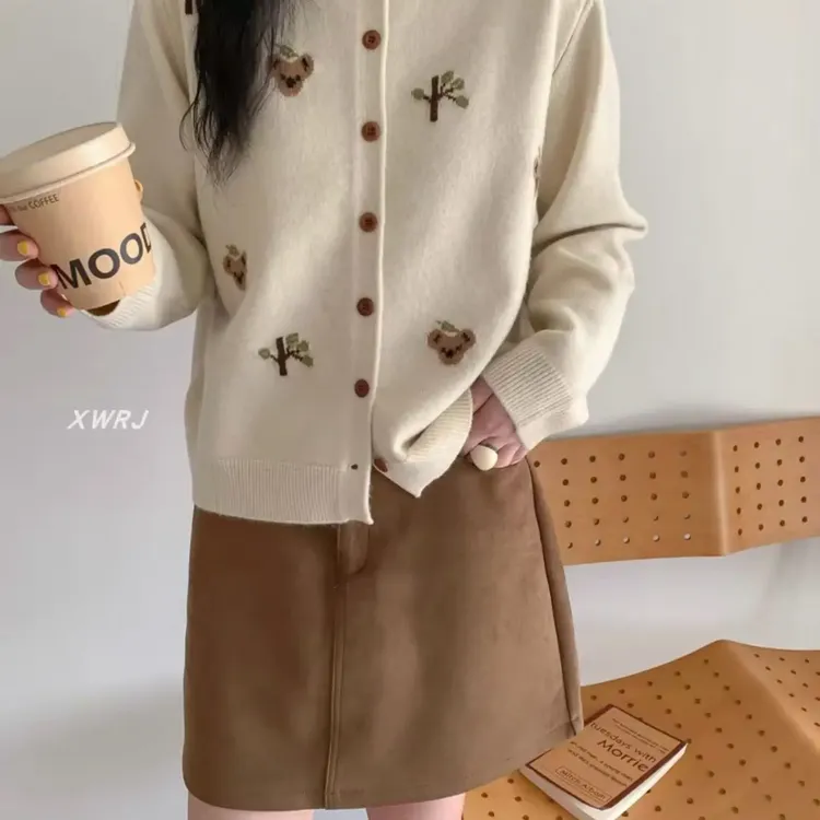 新款韩系慵懒风小熊刺绣加厚针织开衫女秋冬百搭上衣