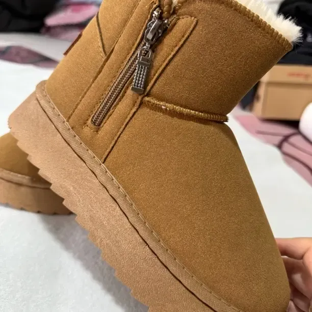 休闲通用雪地靴棉靴冬季风格纯色学院风