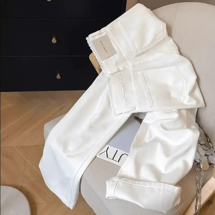 【现货+有运费险】夏季直筒新款白色蕾丝边高腰牛仔裤窄版阔腿裤77