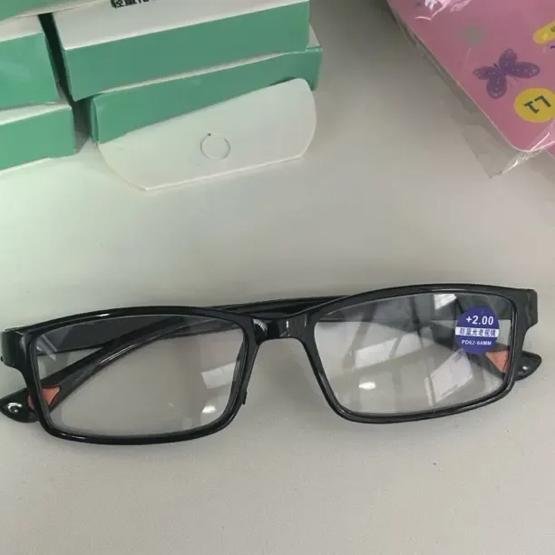 老花镜150度200度350度