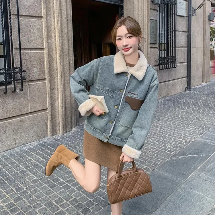 港风加绒牛仔外套女2025冬季新款高级感加厚皮毛一体短外套1006#
