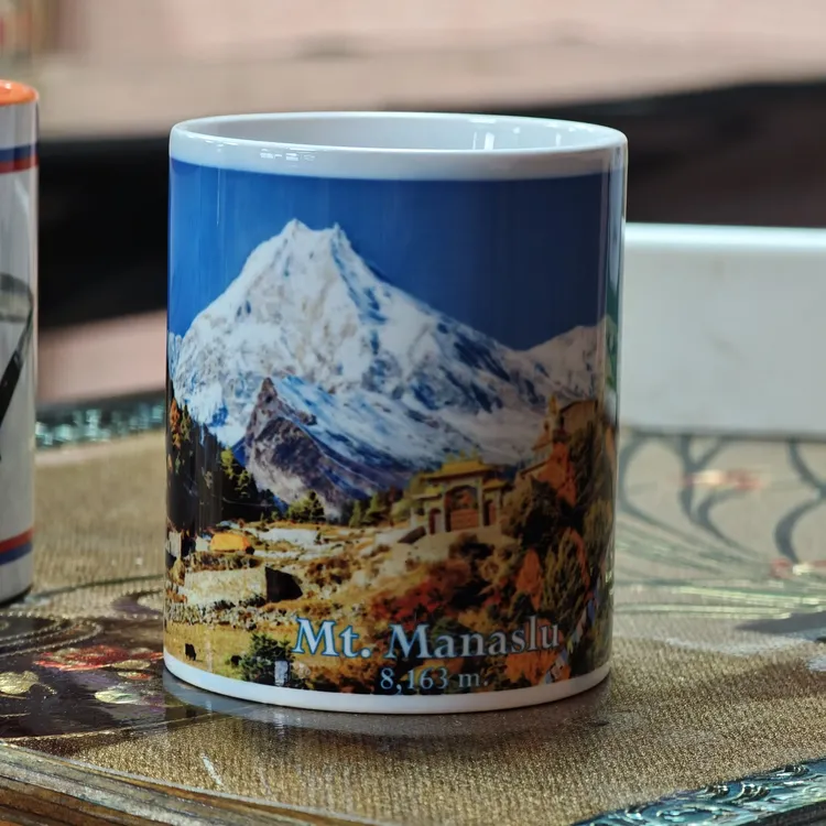 尼泊尔陶瓷纪念杯