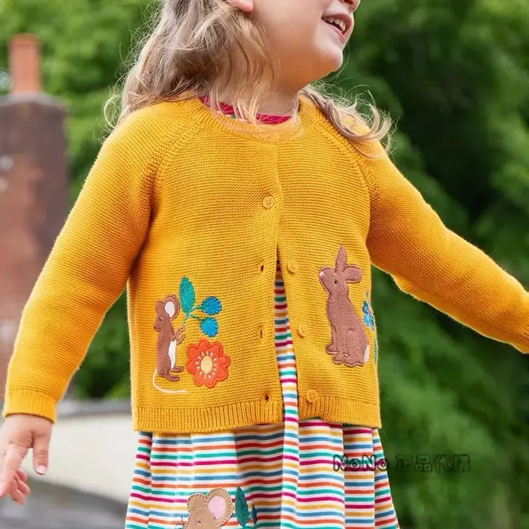 现货男女童卡通熊兔花园巴士刺绣毛衣针织衫外套