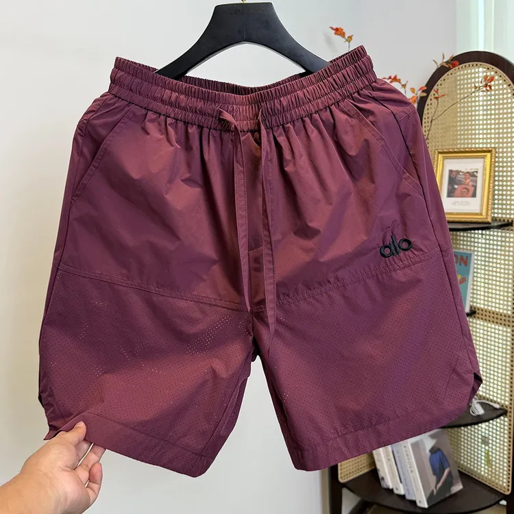 乌梅酱紫速干网孔短裤男女款夏季宽松休闲运动裤子冰丝游泳沙滩裤