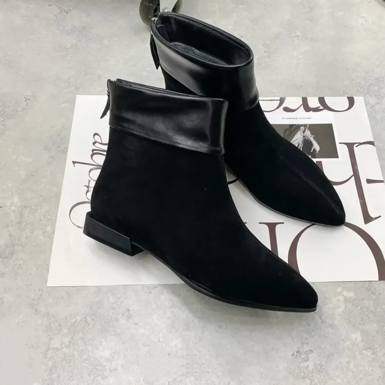 加宽加肥尖头平底简约后拉链羊京皮5960