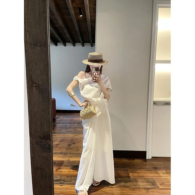 【白开水】不规则设计感辣妹漏肩显瘦上衣显瘦半身裙套装