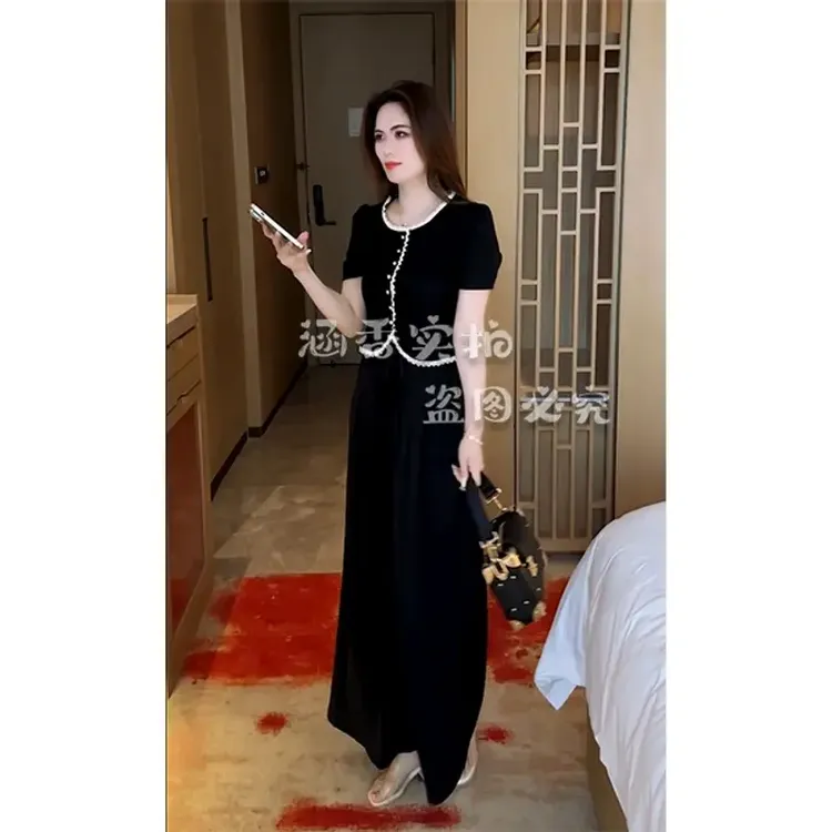 爆款夏季显瘦T恤小众设计感方领短袖洋气时尚小个子花边短上衣2