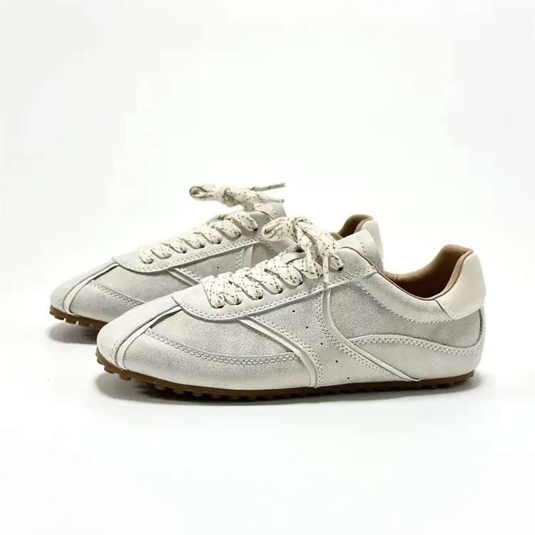 澜巨港风复古阿甘鞋女春款软底轻便防滑休闲运动跑鞋显脚小德训鞋